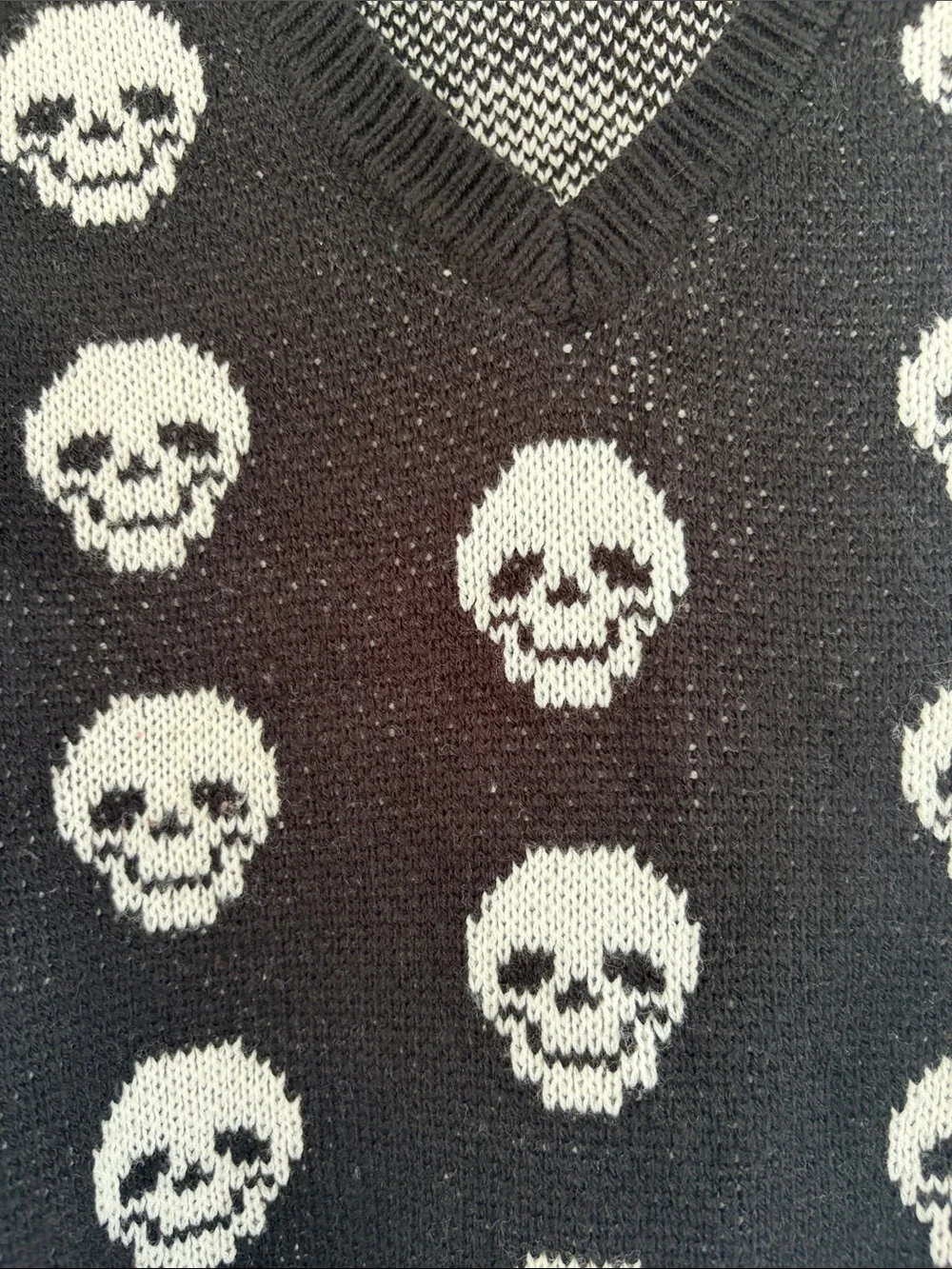 Black Skull Sweater Vest Goth Grunge Emo Punk Alt Y2K Skeleton Knit Whimsigoth - Picture 5 of 7